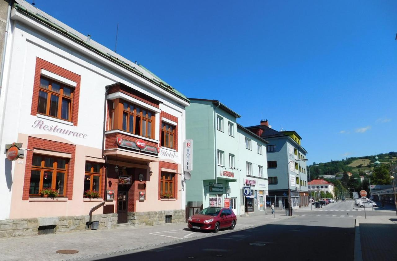 Hotel Britannia Vsetín 外观 照片